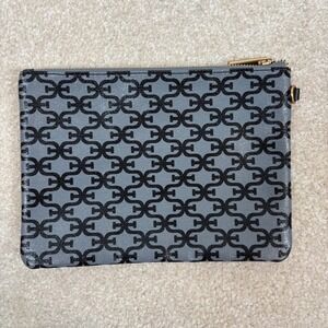 Sam Edelman Clutch Pouch Grey Black Zipper Cosmetic Travel Bag NWOT